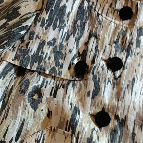 Ruby Rd. petite blazer • shiny • button front • black/cream • Women 4P - Picture 8 of 13